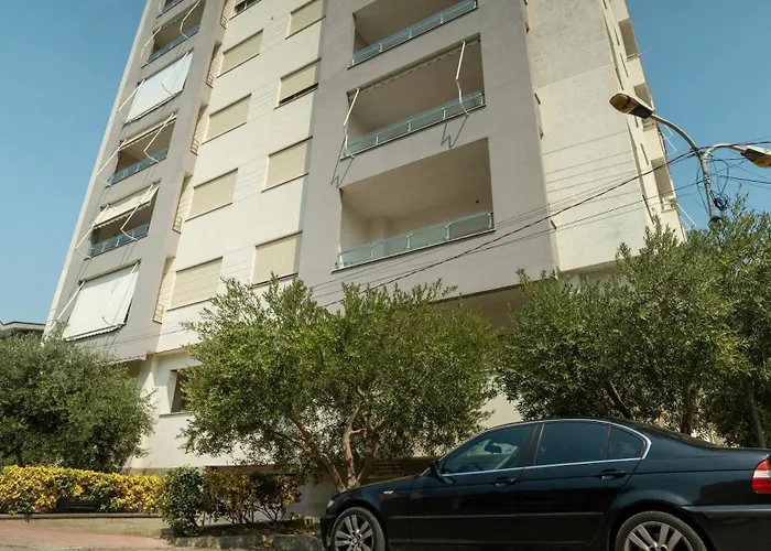 Albora\'S Seaside Apartment